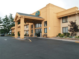 La Quinta Inn & Suites Wayne